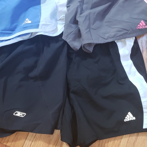 (9) Women's Size Medium Activewear Shoes - Picture 4 of 4